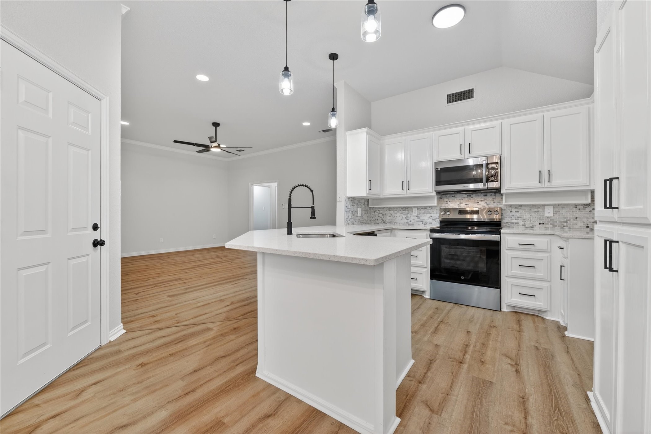 127 Port O Call Court Runaway Bay TX 76426