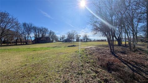 2482 Fm 2946 Emory TX 75440