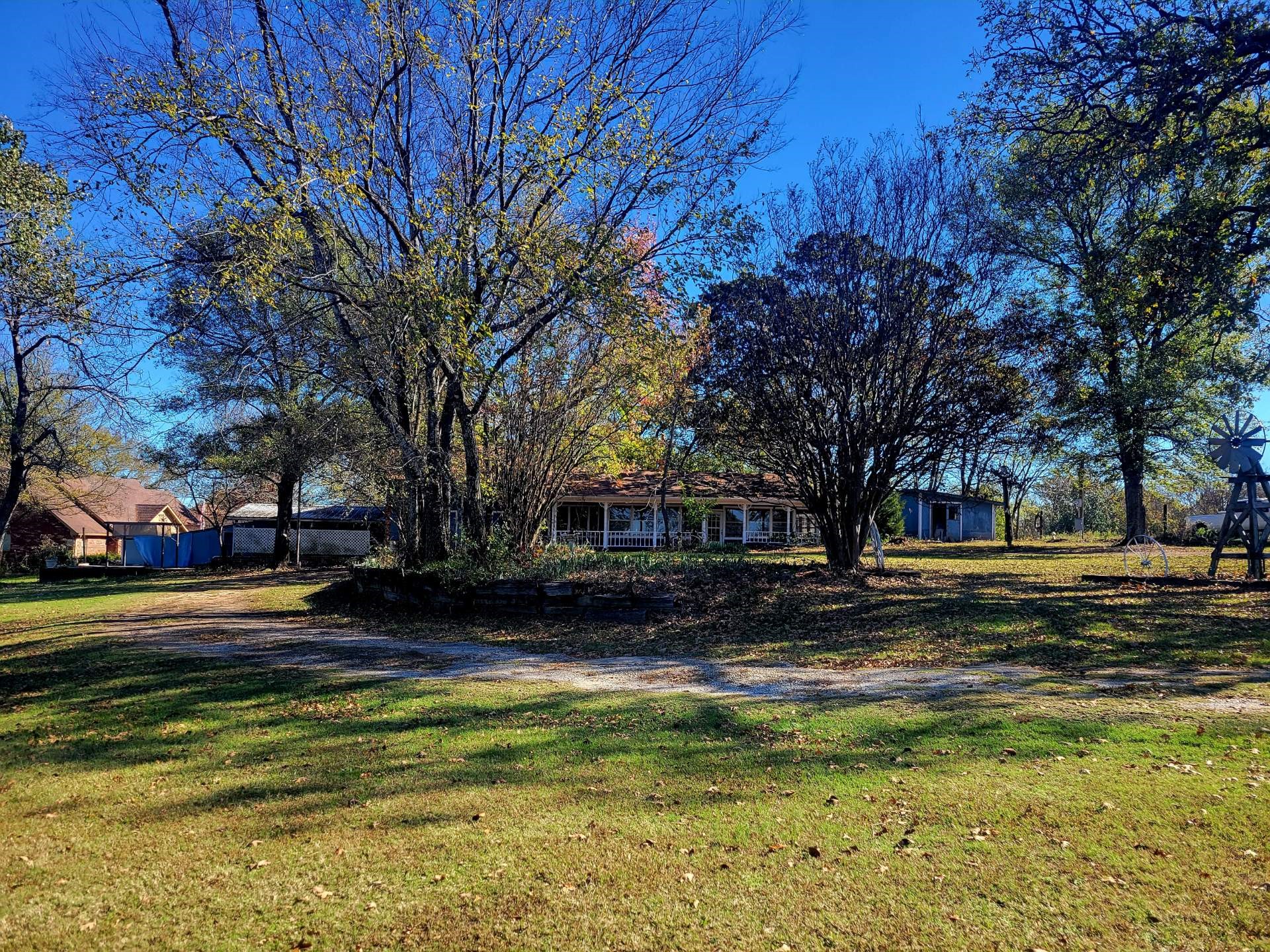 2482 Fm 2946 Emory TX 75440