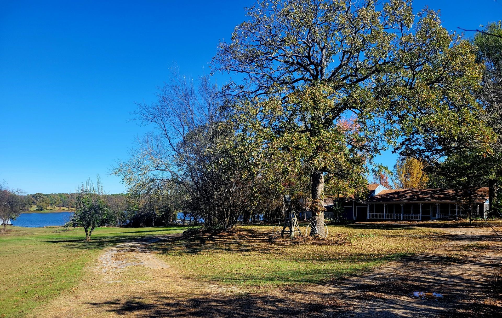 2482 Fm 2946 Emory TX 75440