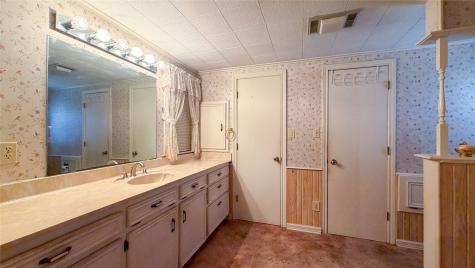 2482 Fm 2946 Emory TX 75440