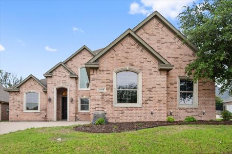 9029 Reata West Drive Benbrook TX 76126