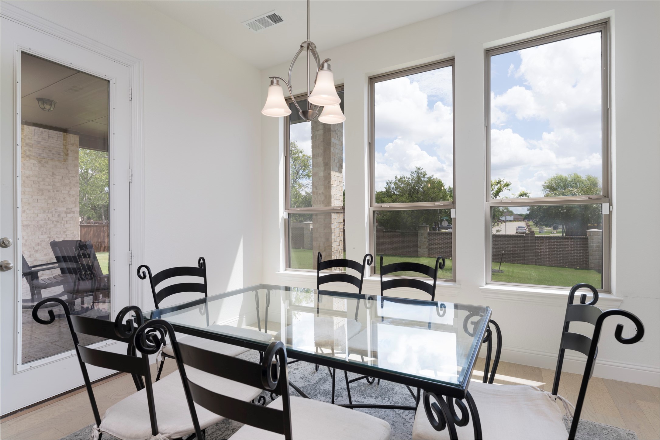2302 Royal Dove Lane Mansfield TX 76063