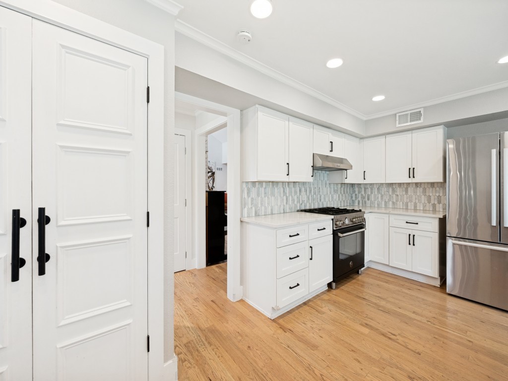 7711 Turnberry Lane Dallas TX 75248