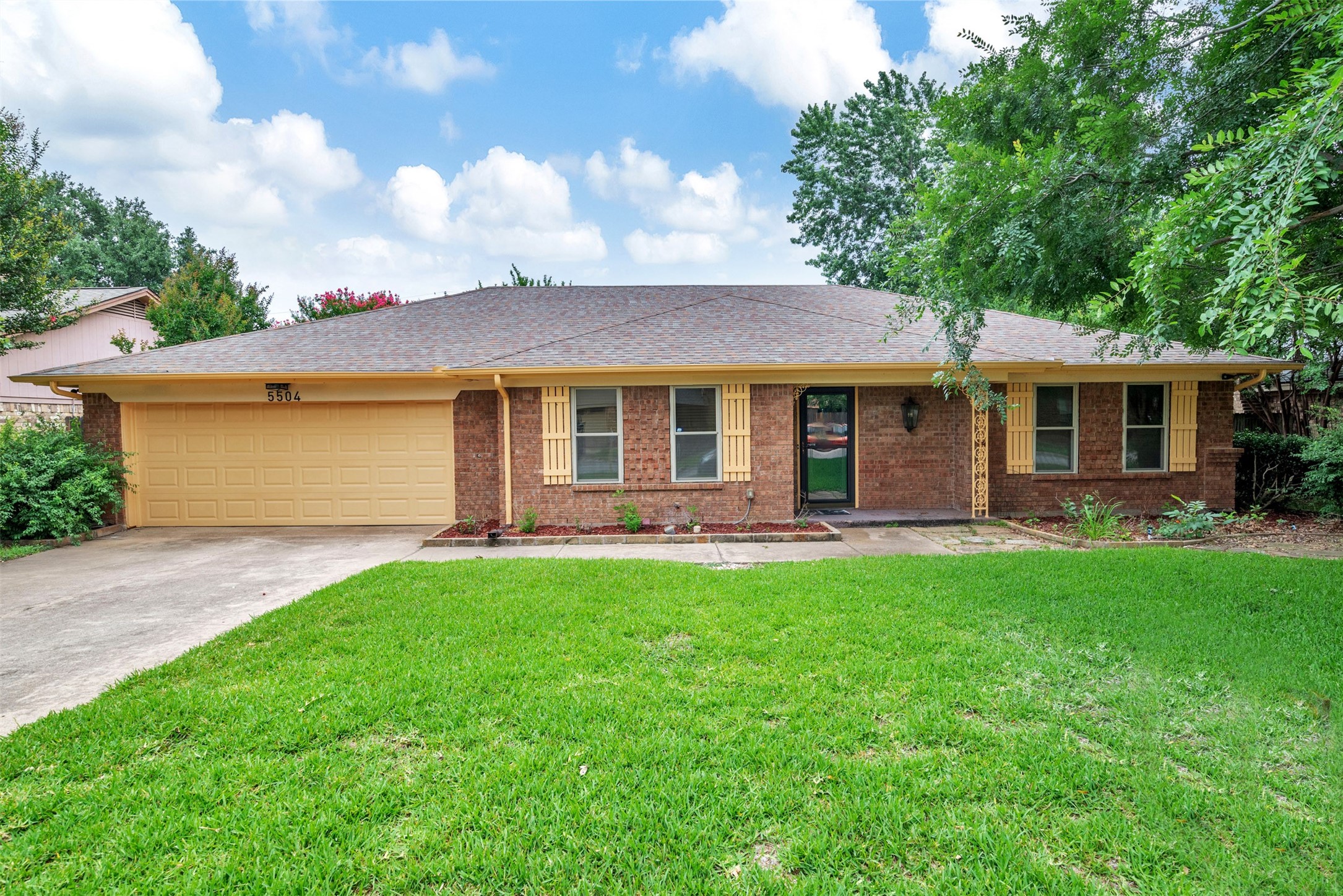 5504 Shady Meadow Street North Richland Hills TX 76180