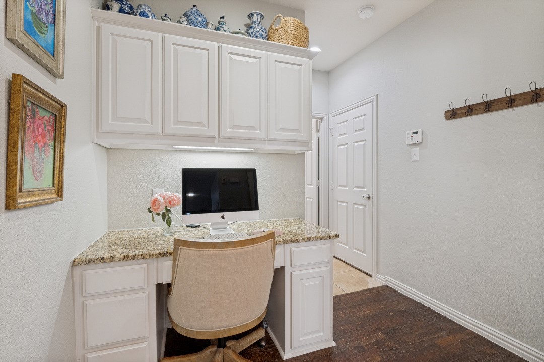 1300 Burnett Drive Lantana TX 76226