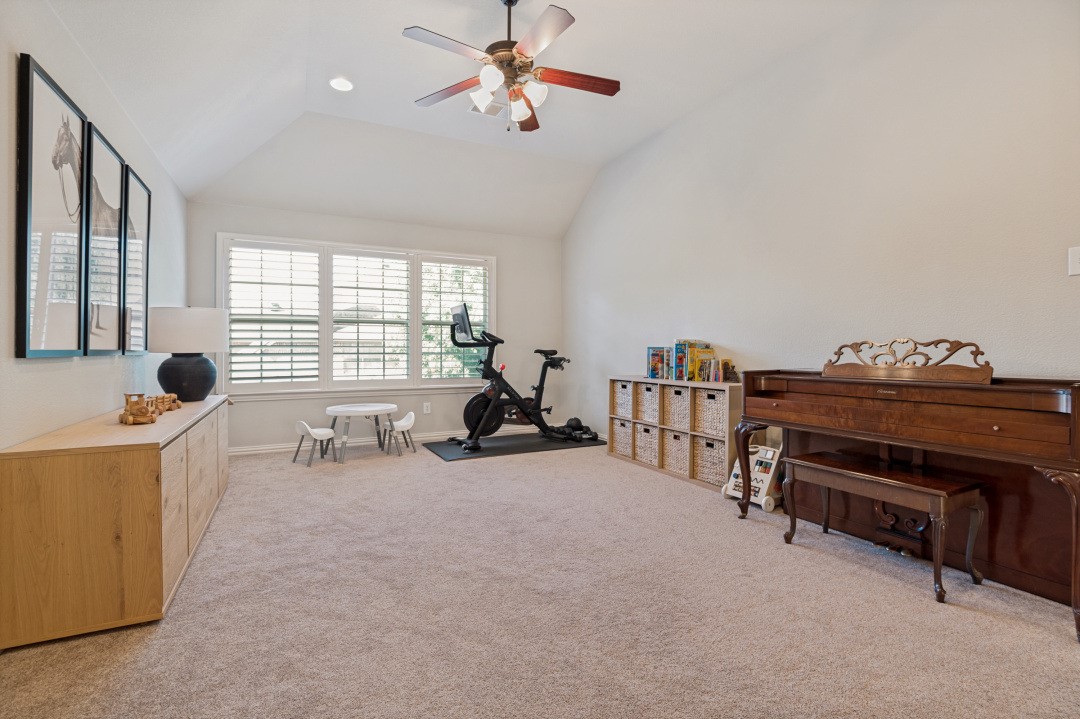 1300 Burnett Drive Lantana TX 76226
