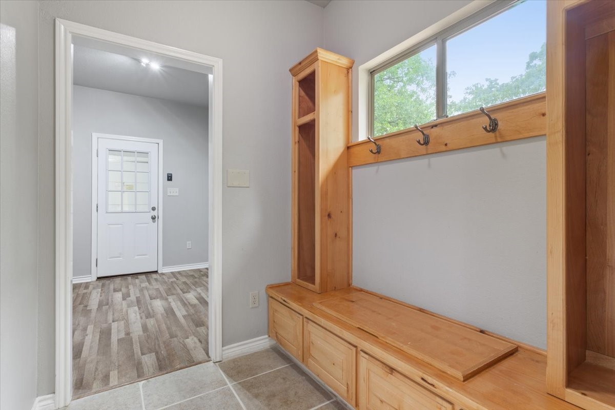 140 Oak Ridge Loop Whitney TX 76692