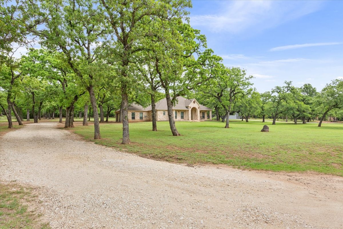 140 Oak Ridge Loop Whitney TX 76692