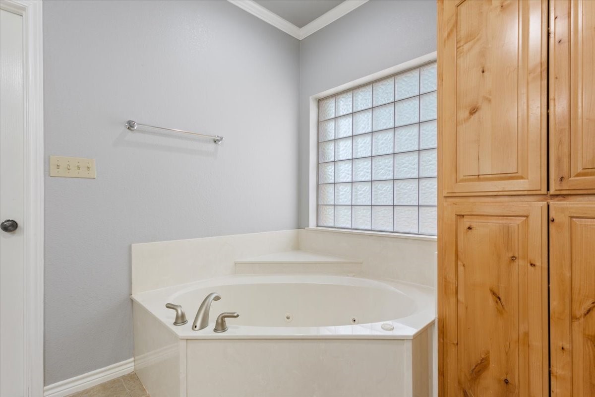 140 Oak Ridge Loop Whitney TX 76692