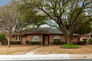 1862 Green Tree Lane Duncanville TX 75137