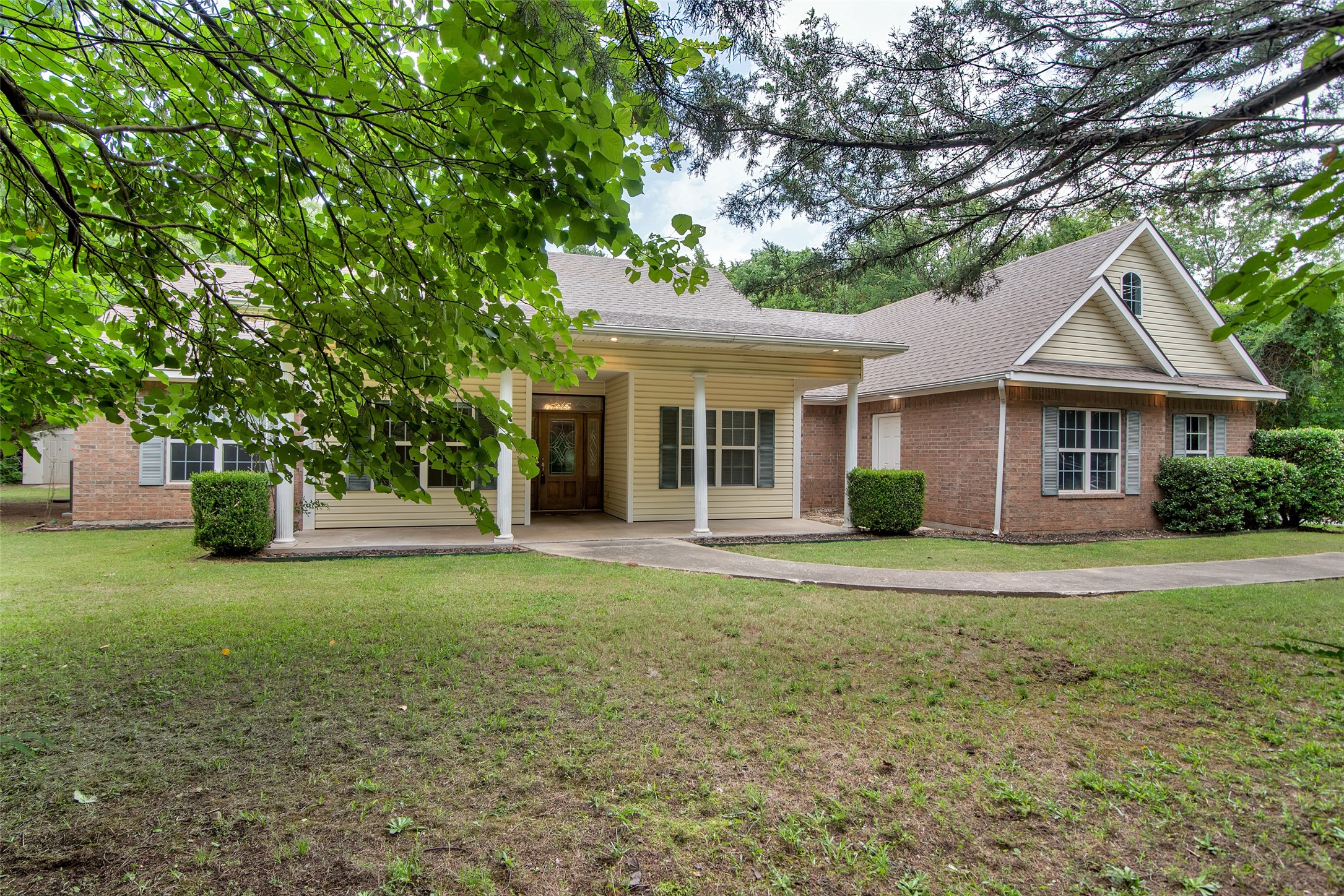 2255 Davy Lane Denison TX 75020