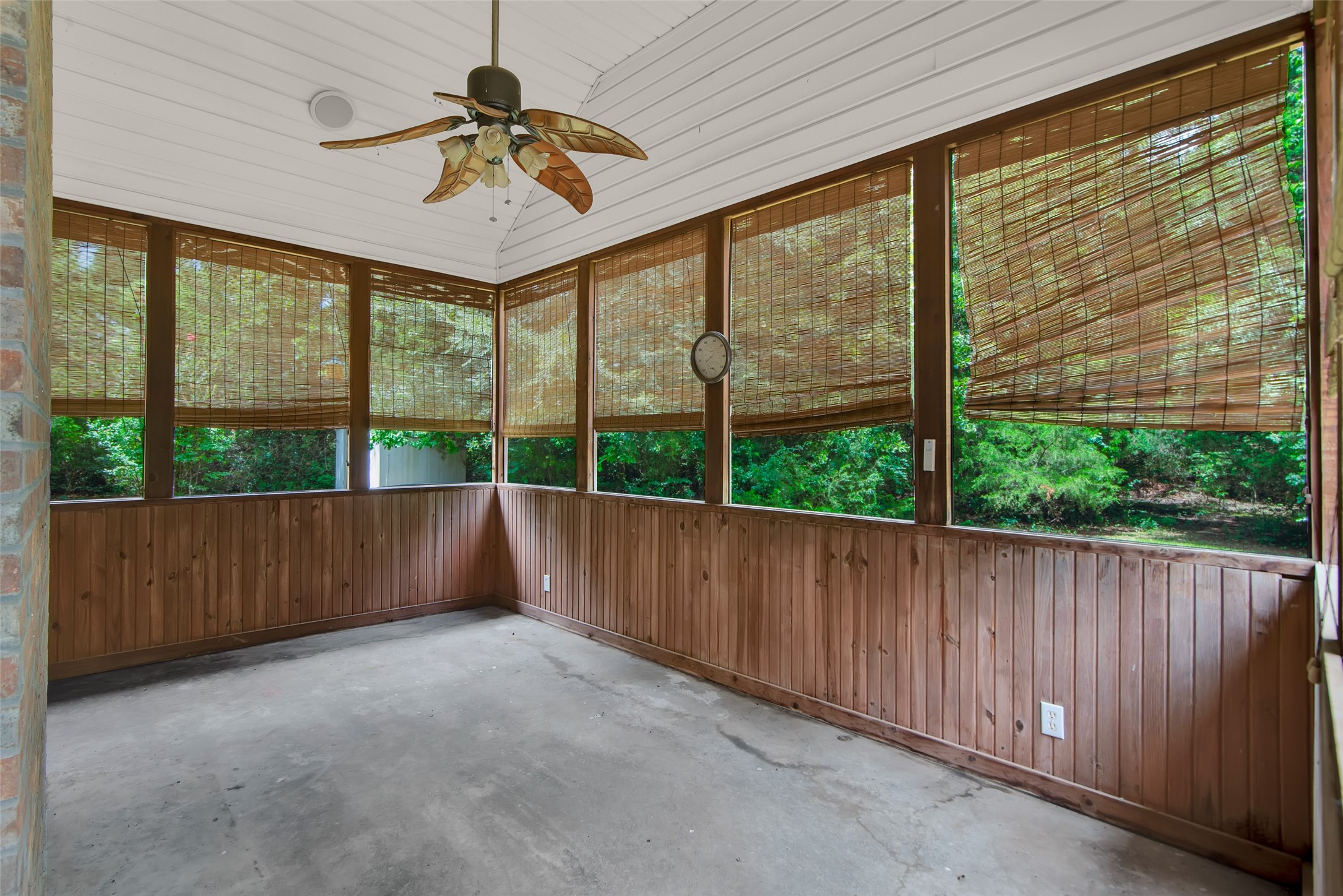 2255 Davy Lane Denison TX 75020