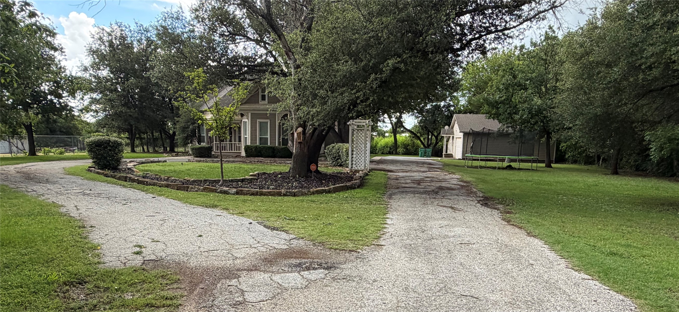 445 W Belknap Street Jacksboro TX 76458