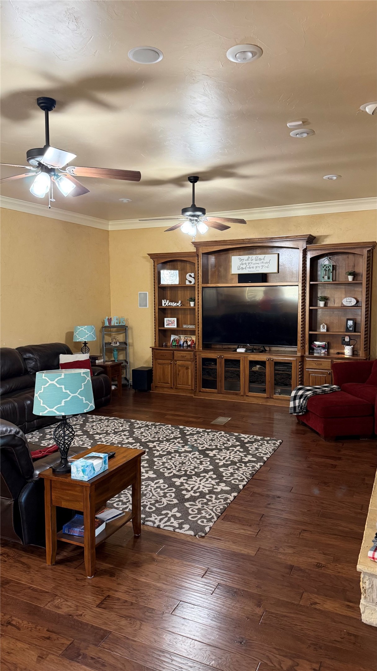 445 W Belknap Street Jacksboro TX 76458