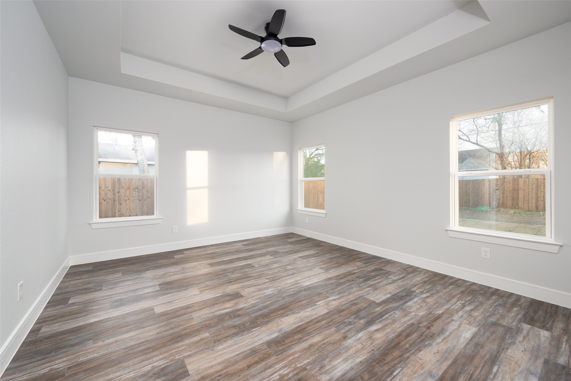 411 W Elm Street Whitewright TX 75491