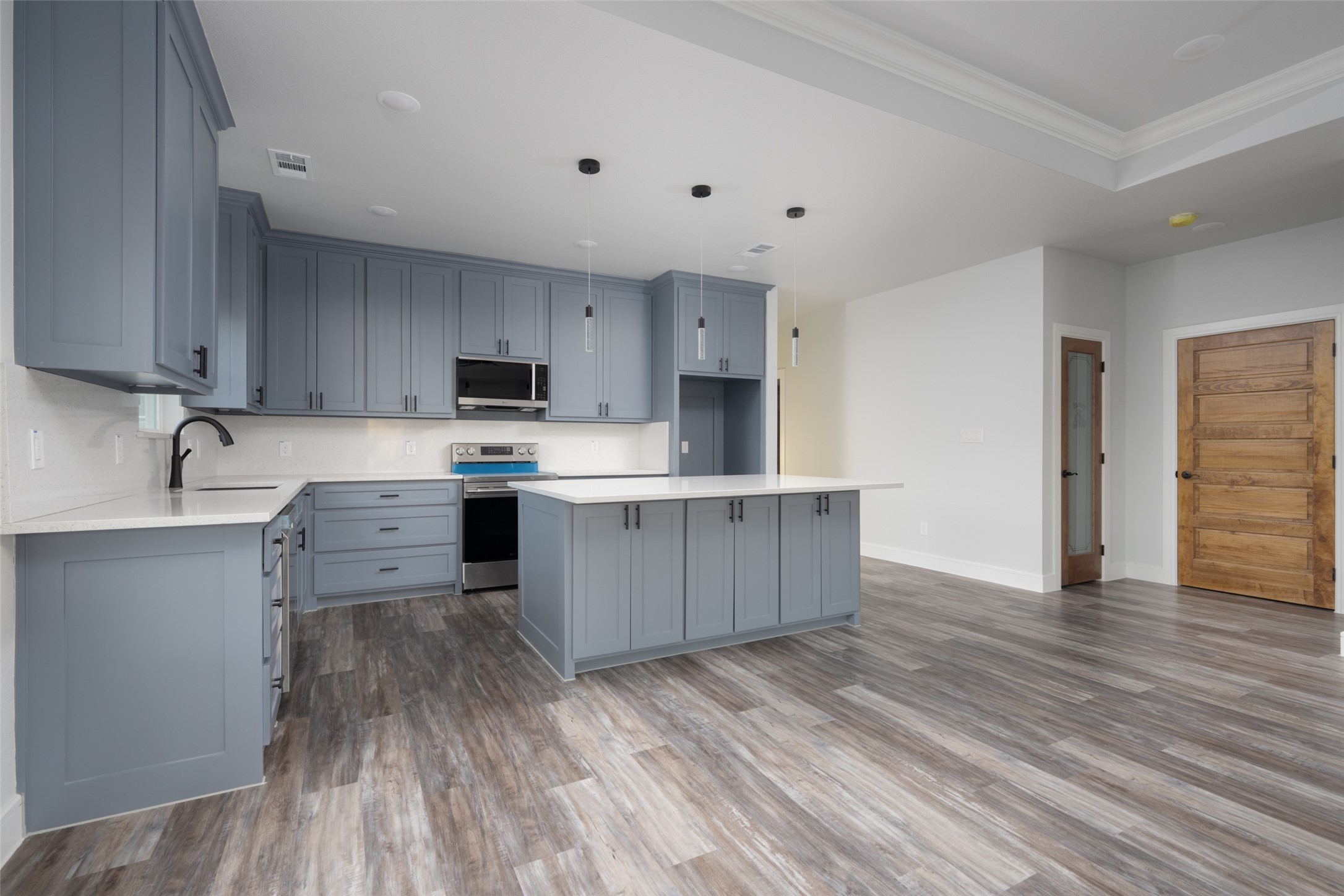 411 W Elm Street Whitewright TX 75491