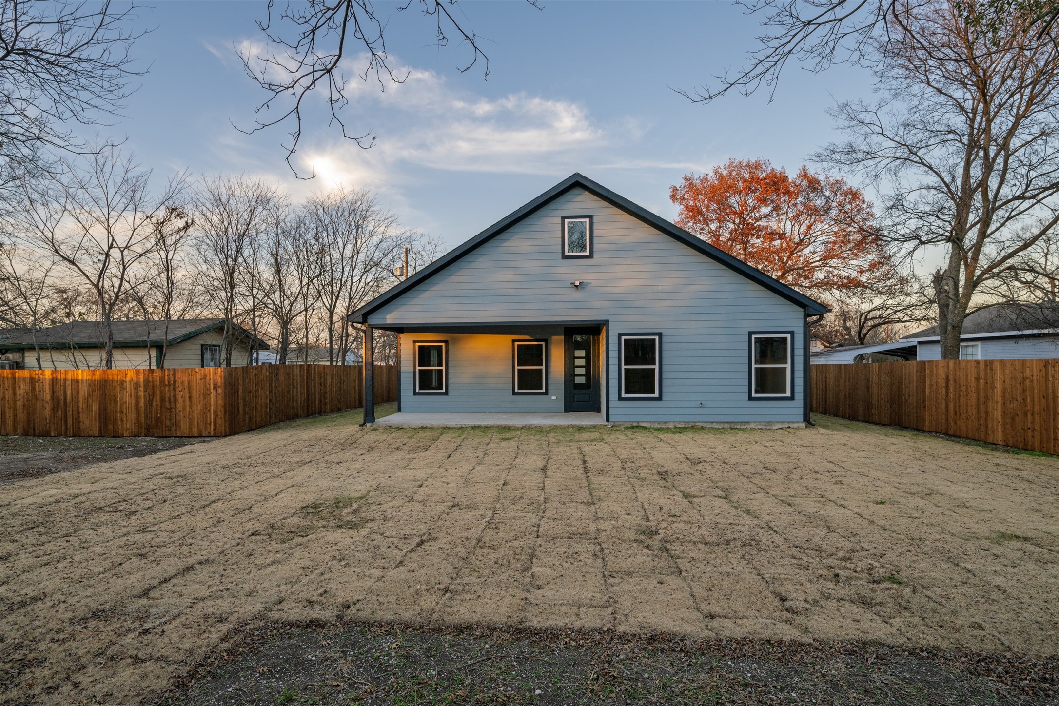 411 W Elm Street Whitewright TX 75491