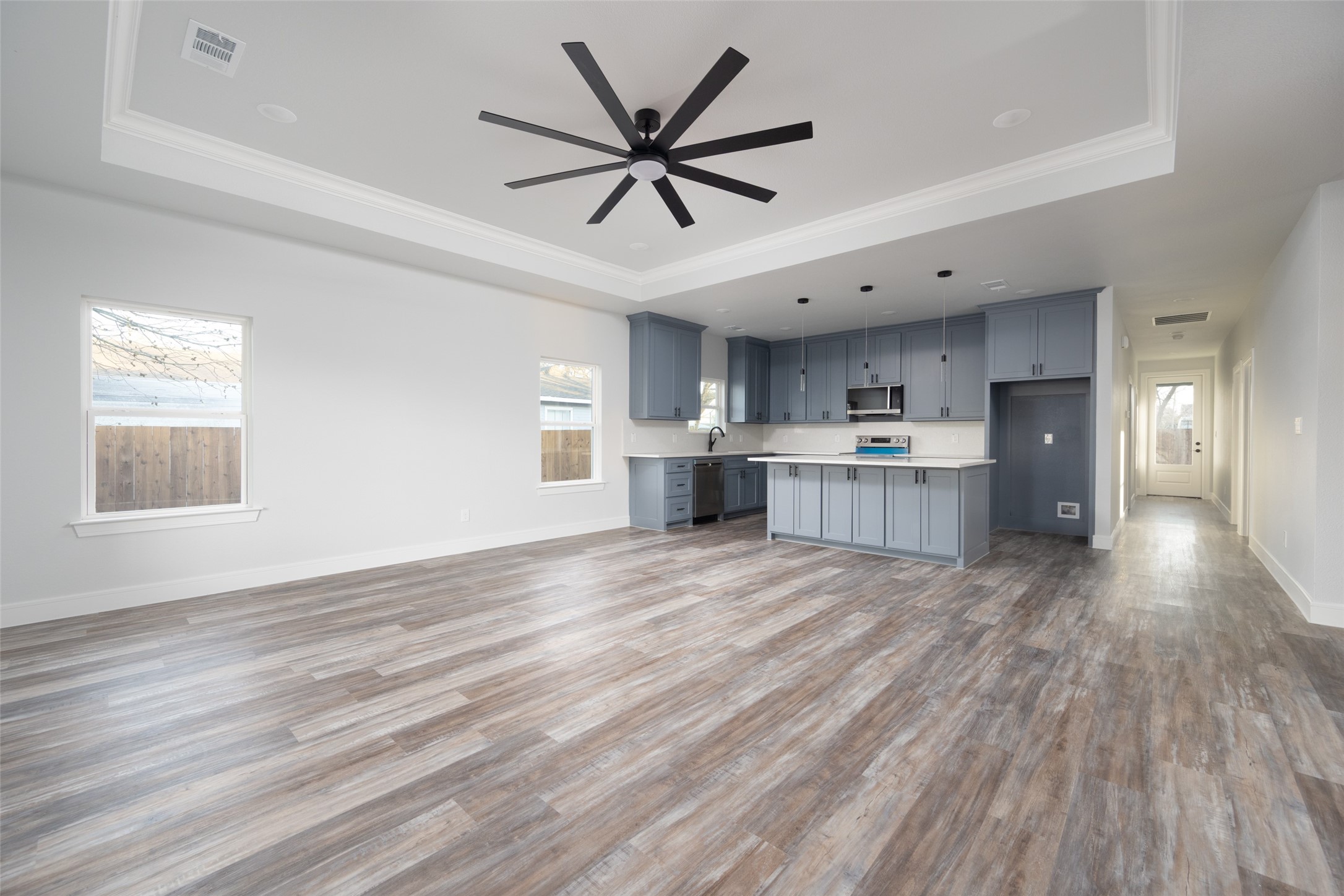 411 W Elm Street Whitewright TX 75491