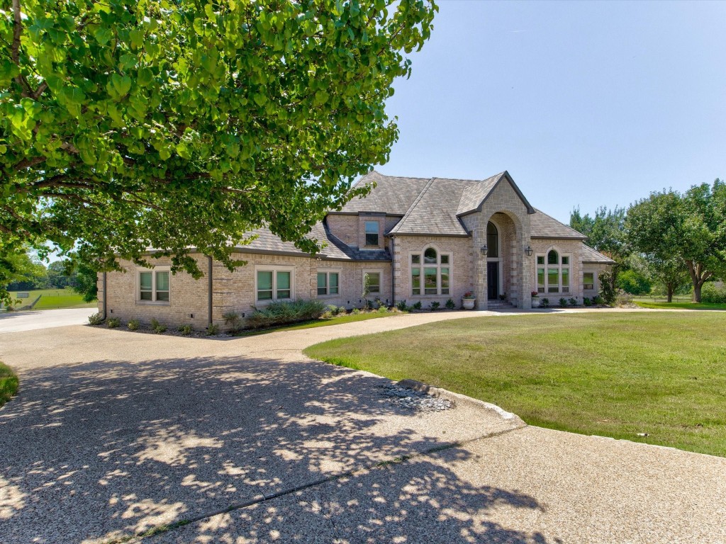 129 Kortney Drive Hudson Oaks TX 76087