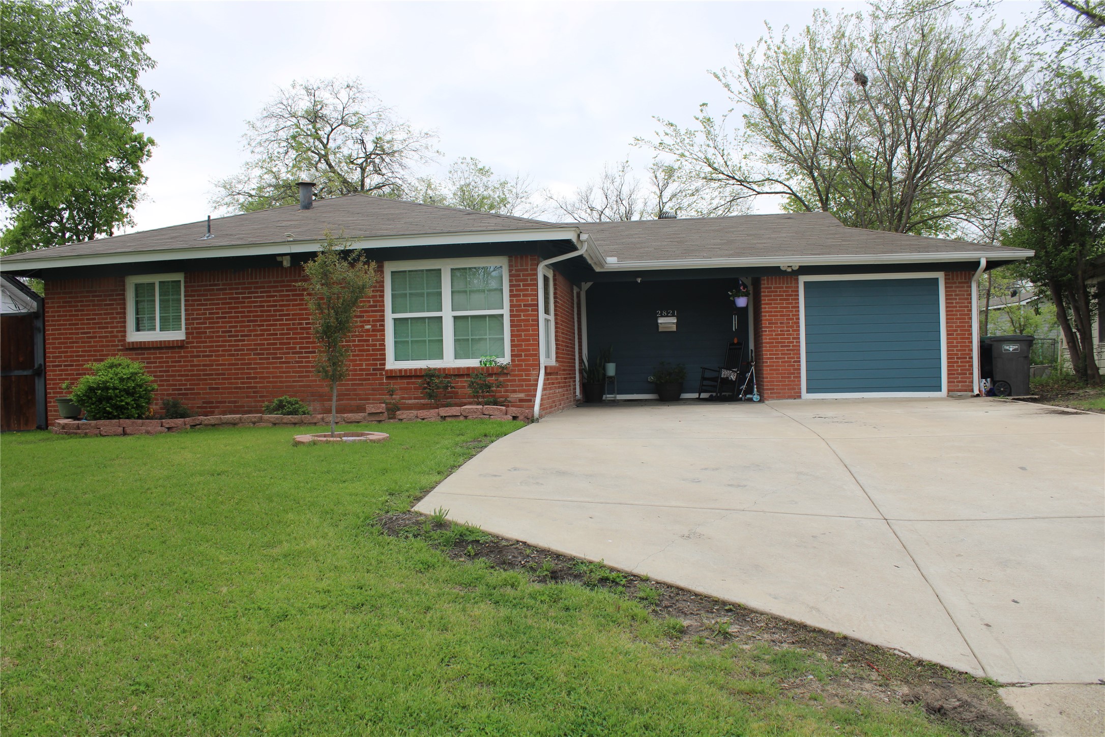 2821 W Fuller Avenue Fort Worth TX 76133