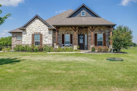 2028 Glen Hollow Court Joshua TX 76058
