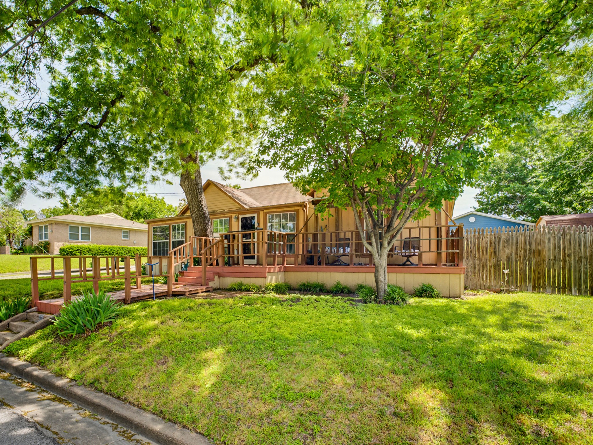 601 S Miller Street Decatur TX 76234