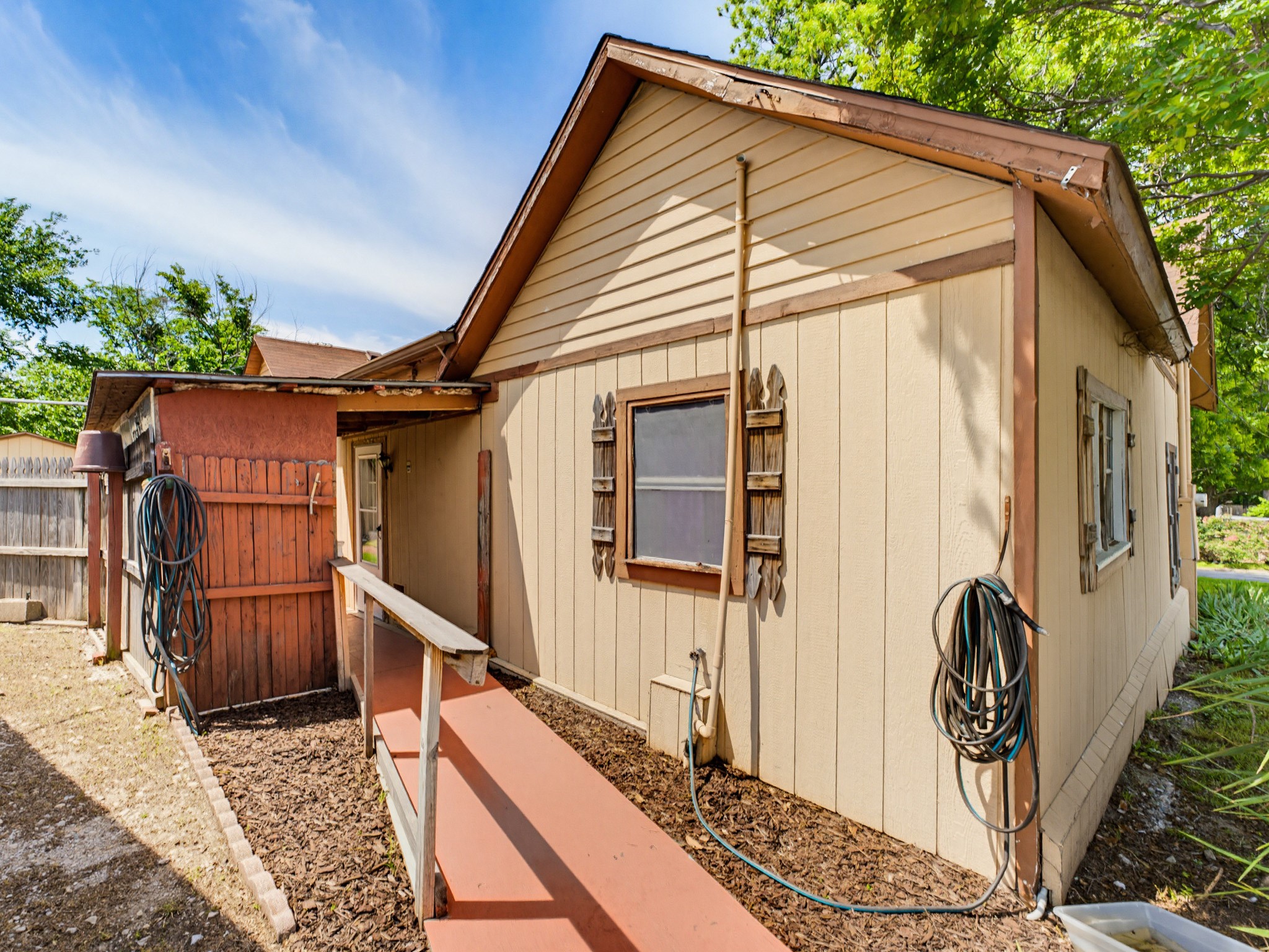 601 S Miller Street Decatur TX 76234