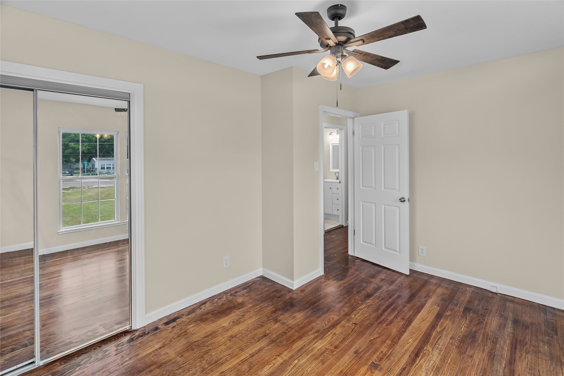 109 S 1st Street Godley TX 76044