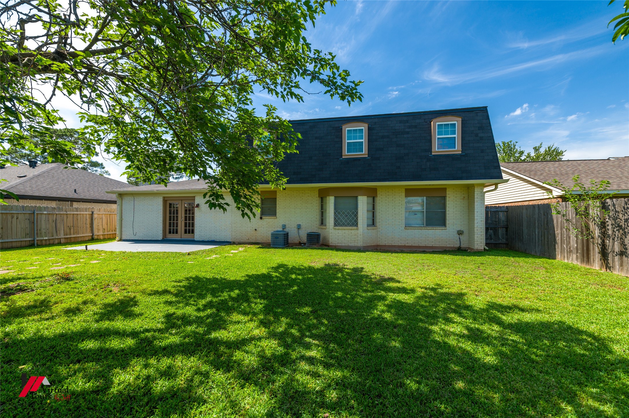 313 S Wickford Circle Shreveport LA 71115