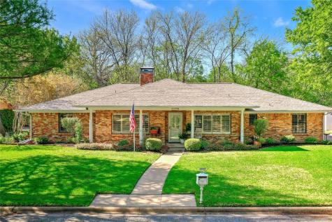 2410 Nantucket Drive Sherman TX 75092