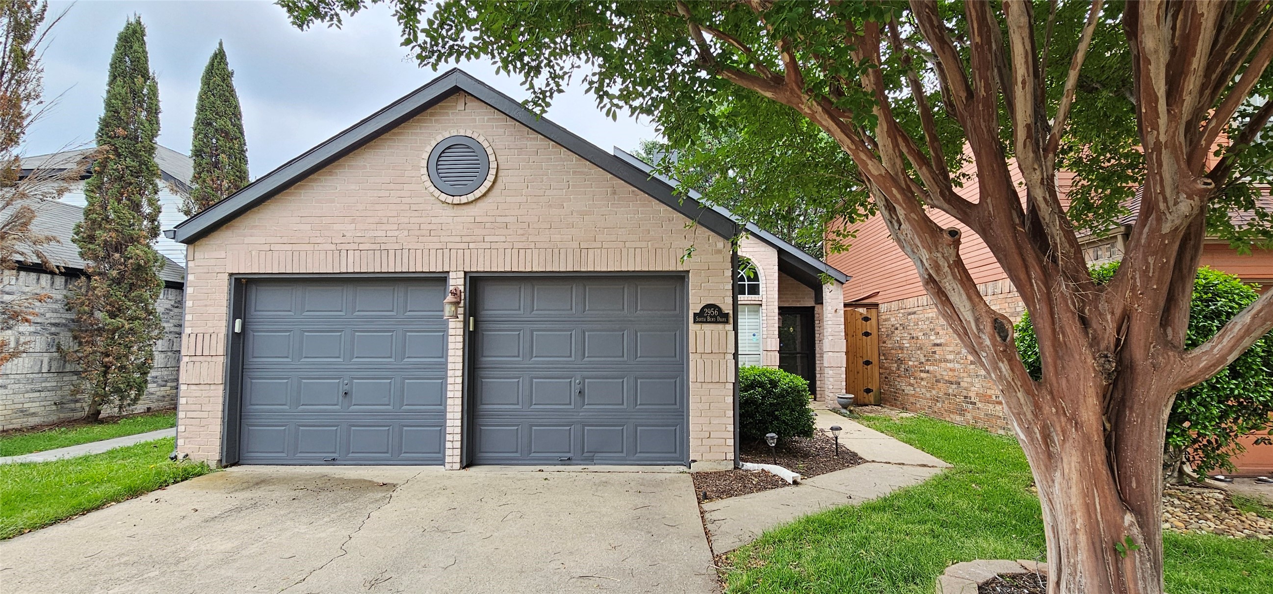 2956 S Bend Drive Dallas TX 75229