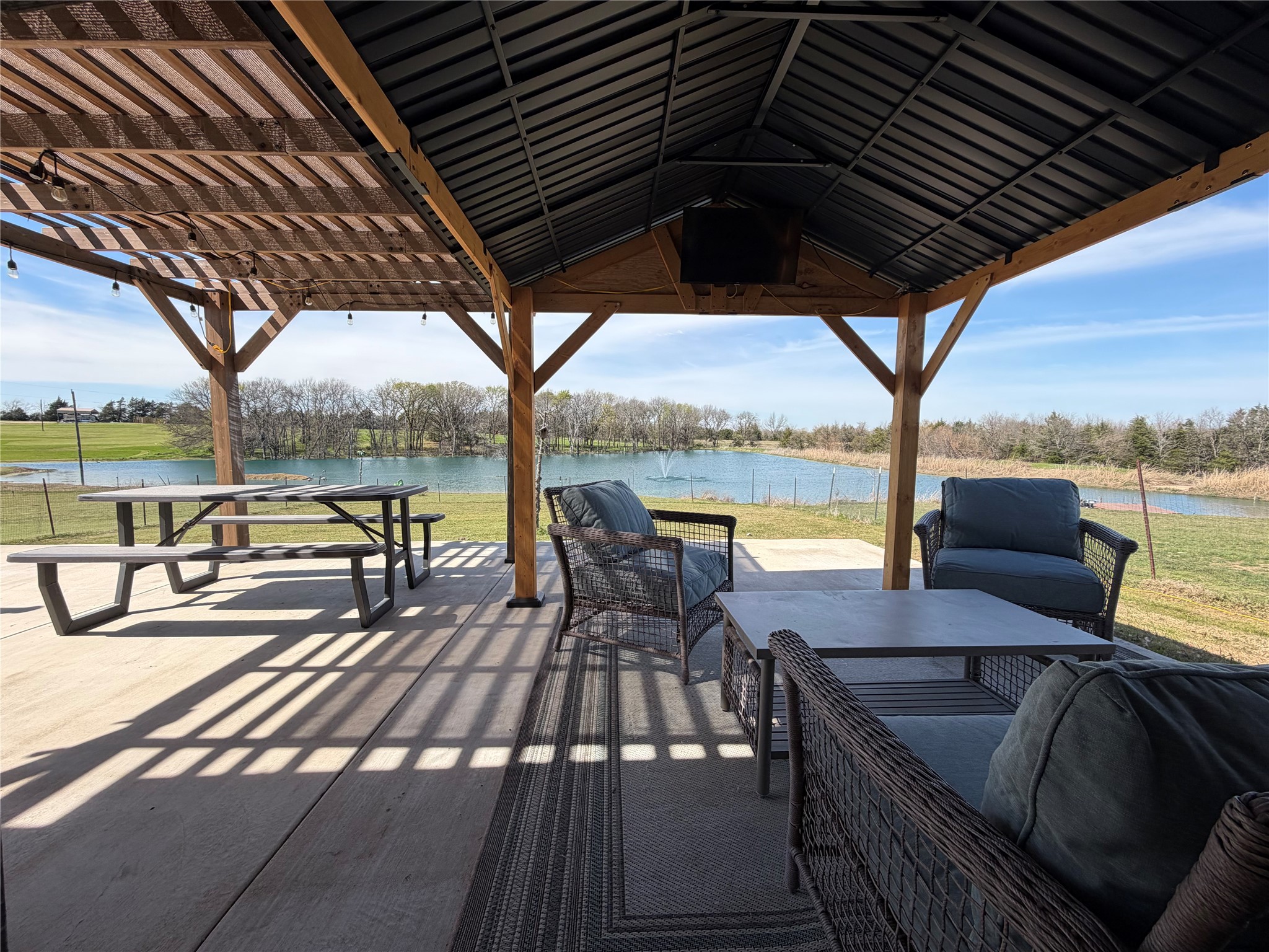884 County Road 2900 Dodd City TX 75438