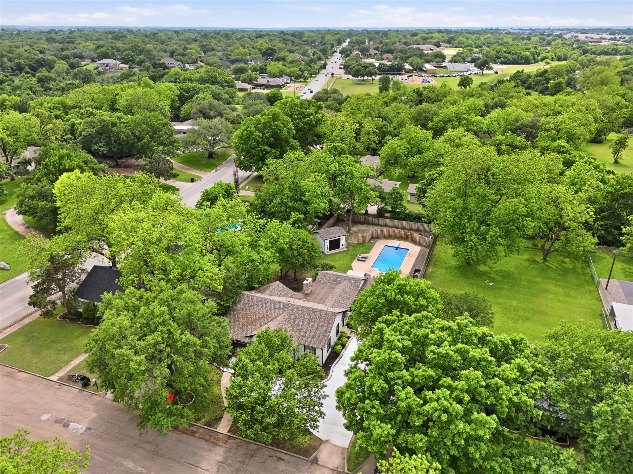 216 Sunset Drive Cleburne TX 76033