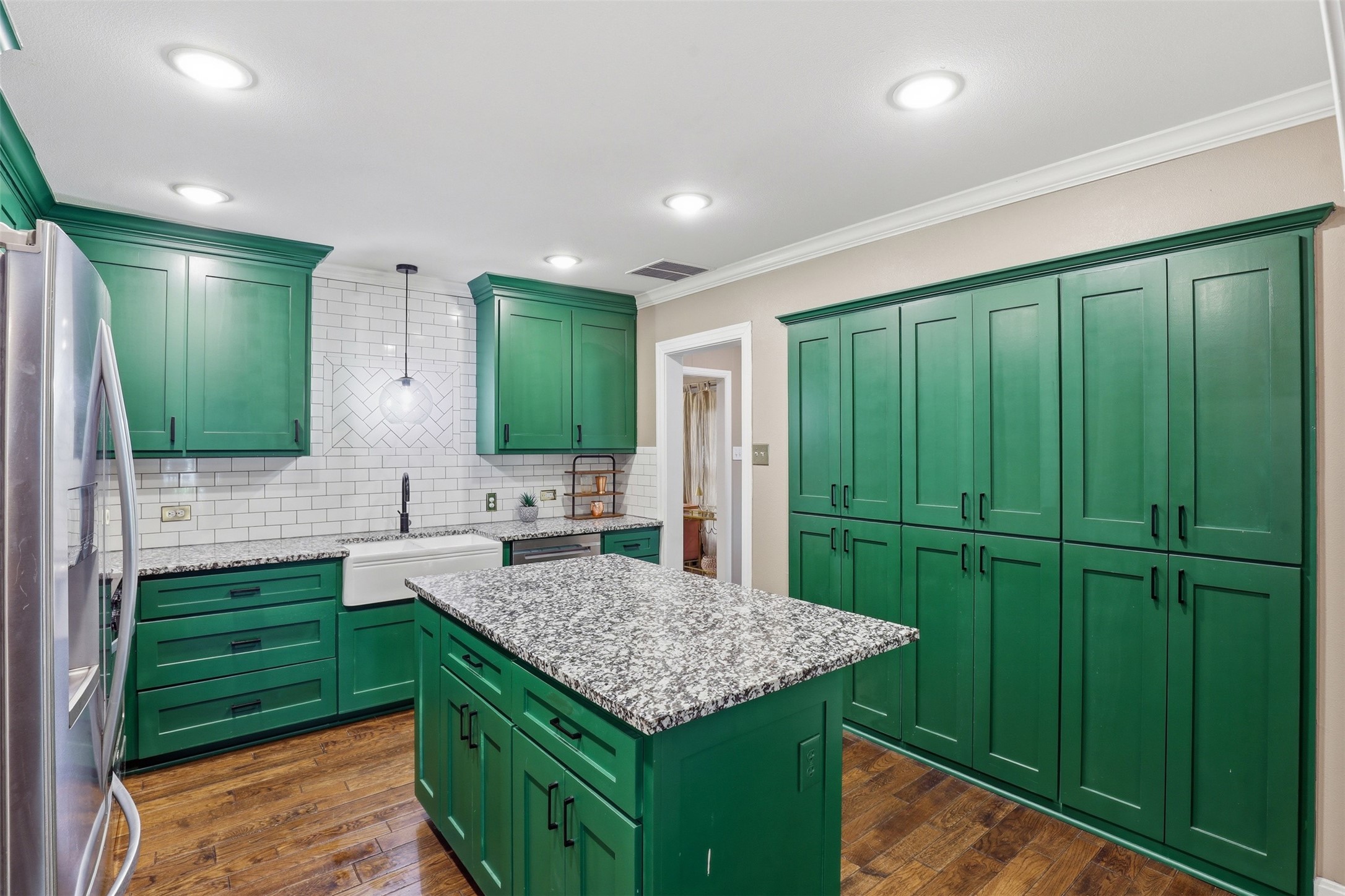 216 Sunset Drive Cleburne TX 76033