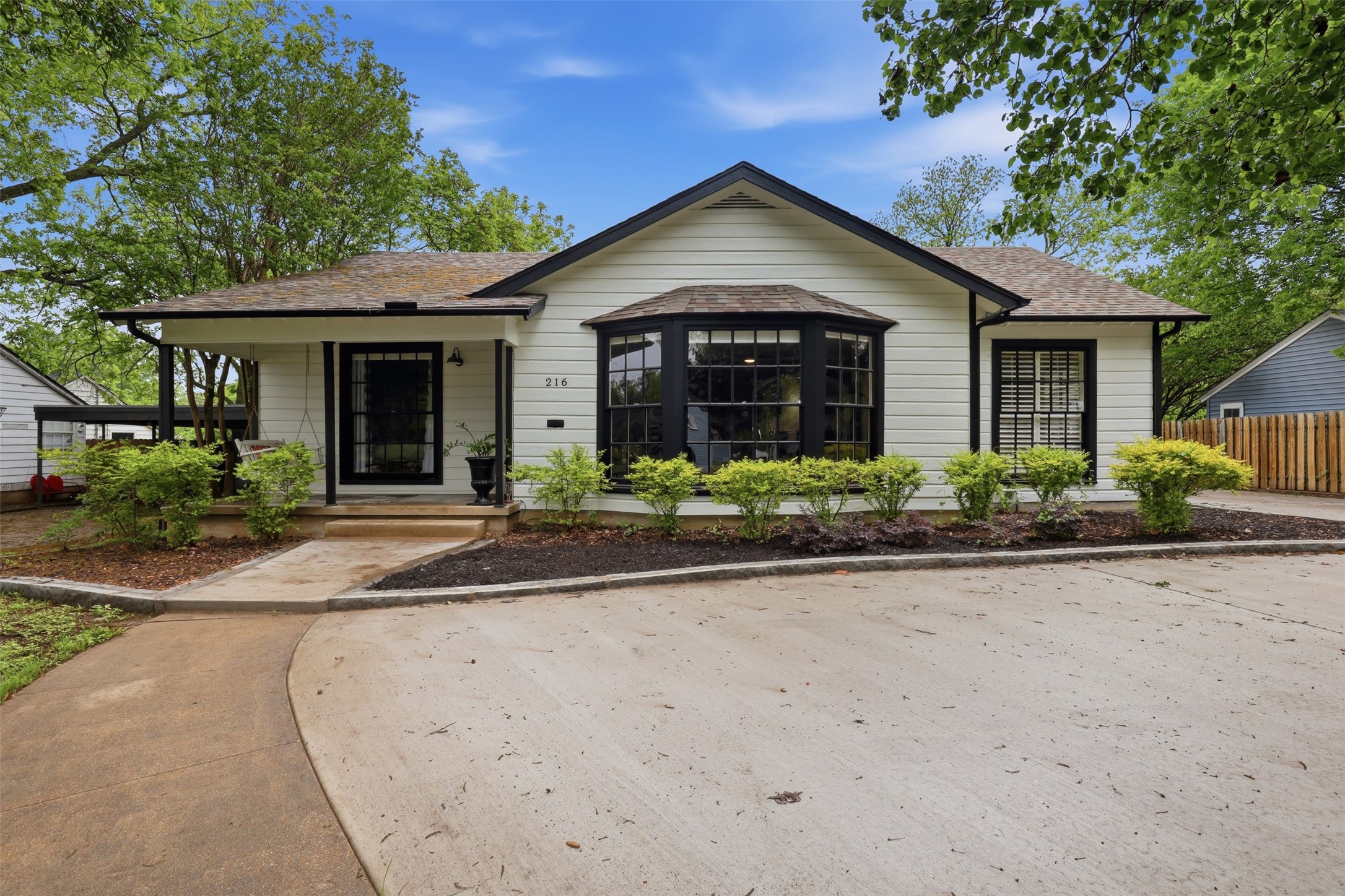216 Sunset Drive Cleburne TX 76033