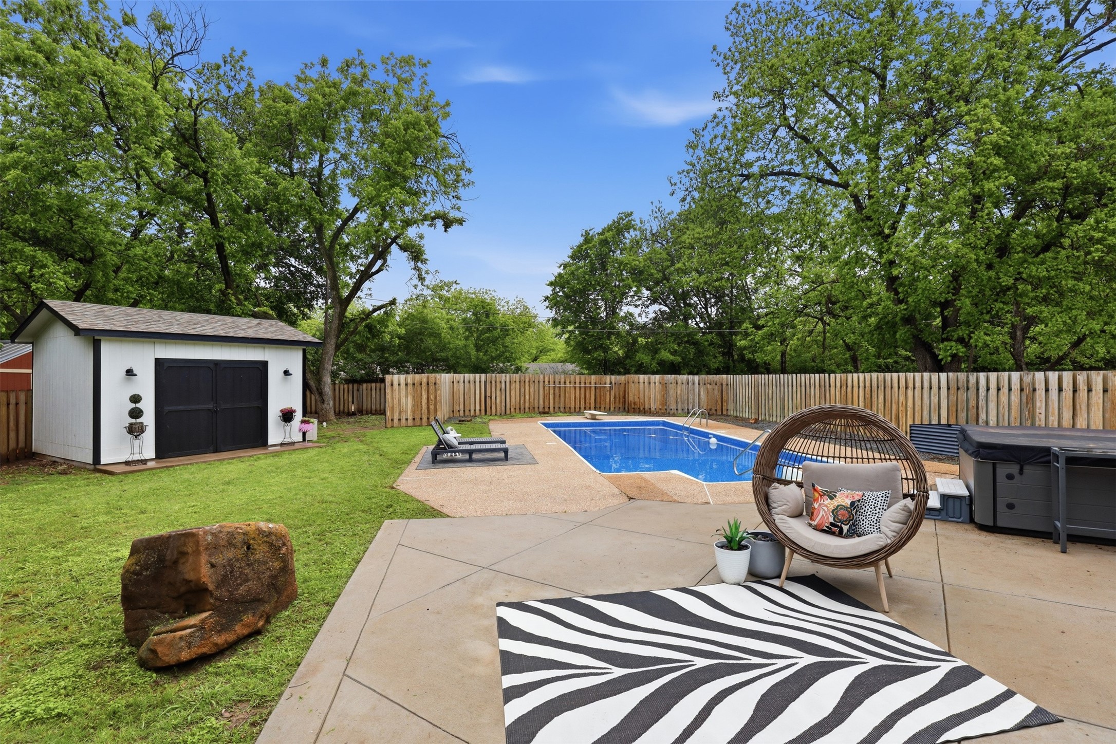 216 Sunset Drive Cleburne TX 76033