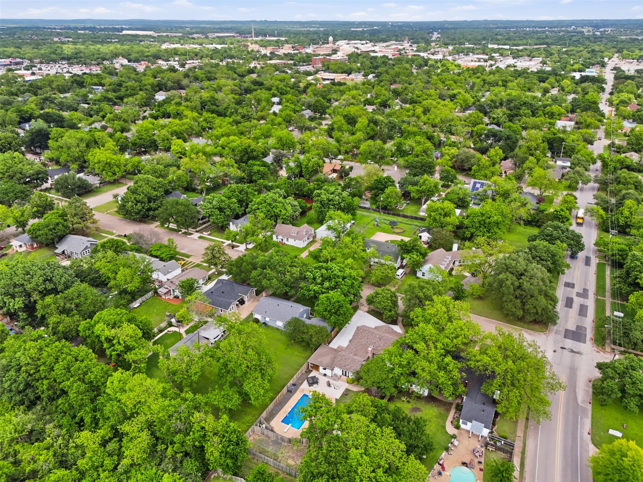 216 Sunset Drive Cleburne TX 76033