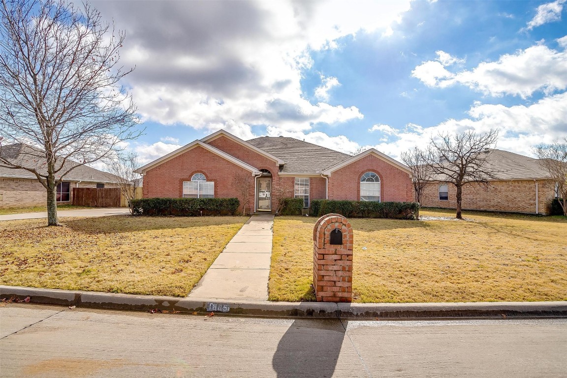 1805 Bertram Drive Mansfield TX 76063
