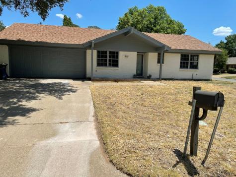1200 Irwin Drive Hurst TX 76053