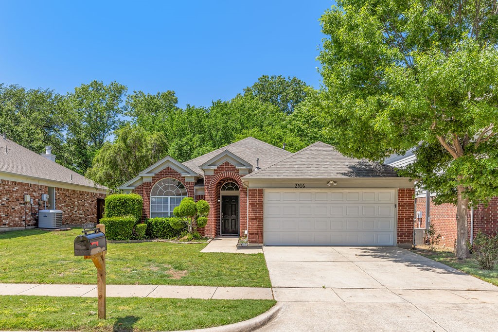 2516 Creekhaven Drive Flower Mound TX 75028