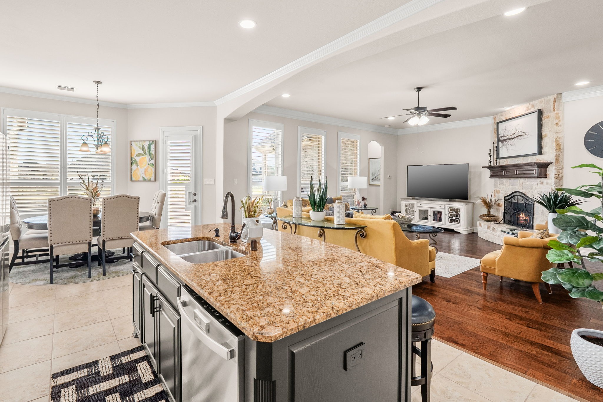 1120 Macgregor Lane Gunter TX 75058