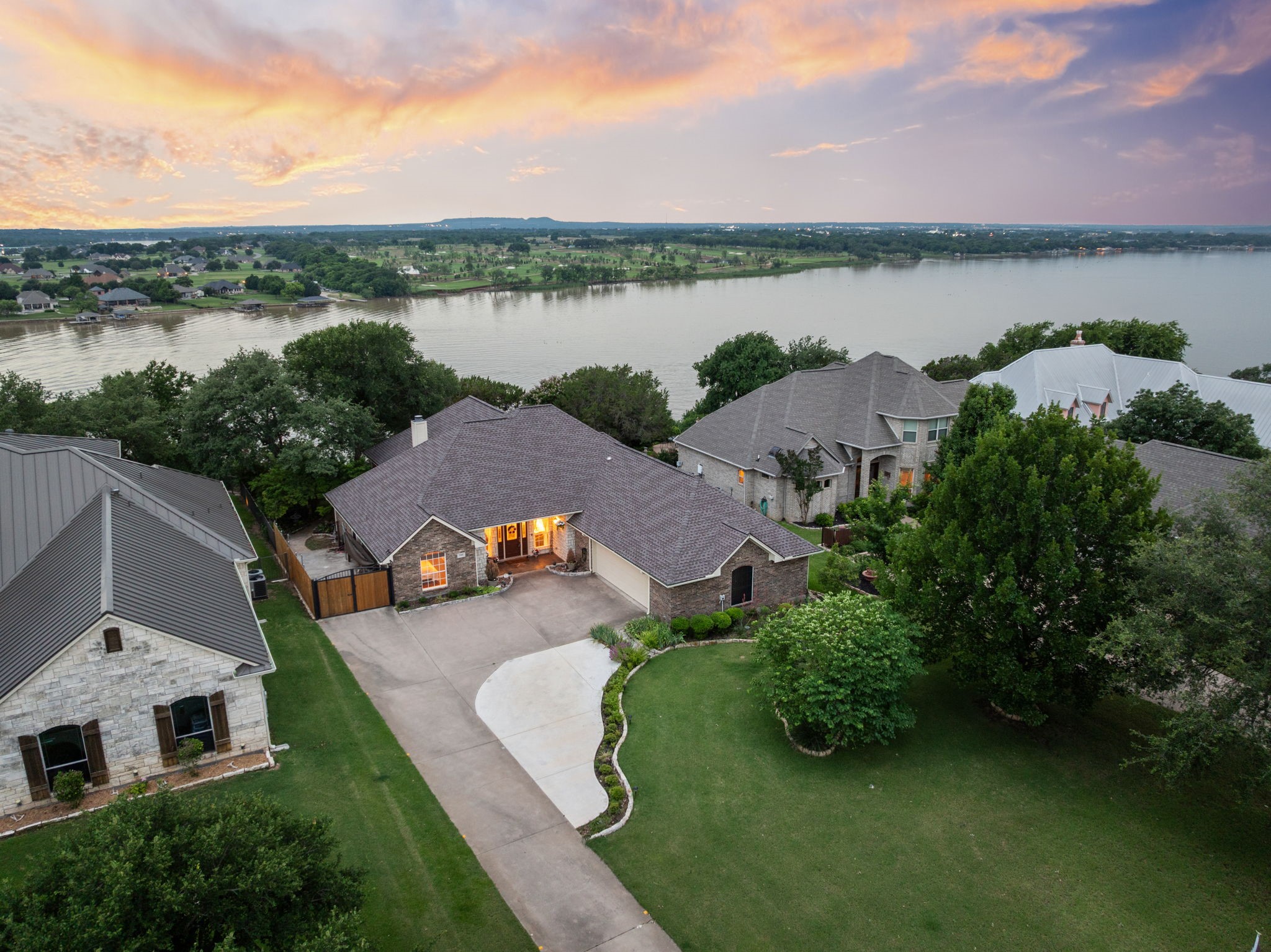 2505 Alta Vista Court Granbury TX 76049