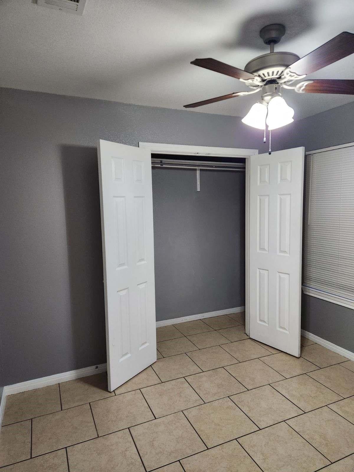 235-237 E Craven Avenue Lacy Lakeview TX 76705