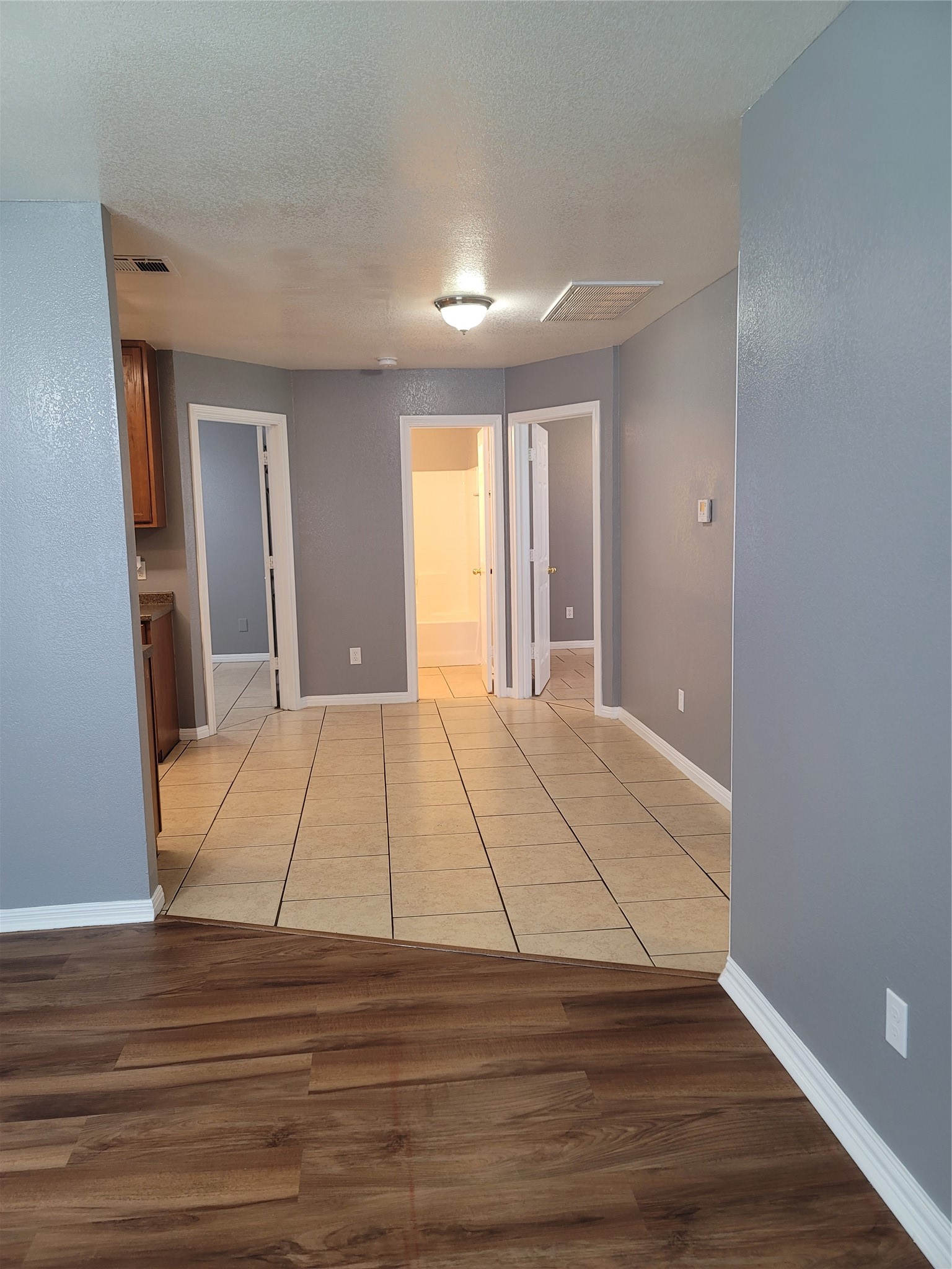 235-237 E Craven Avenue Lacy Lakeview TX 76705