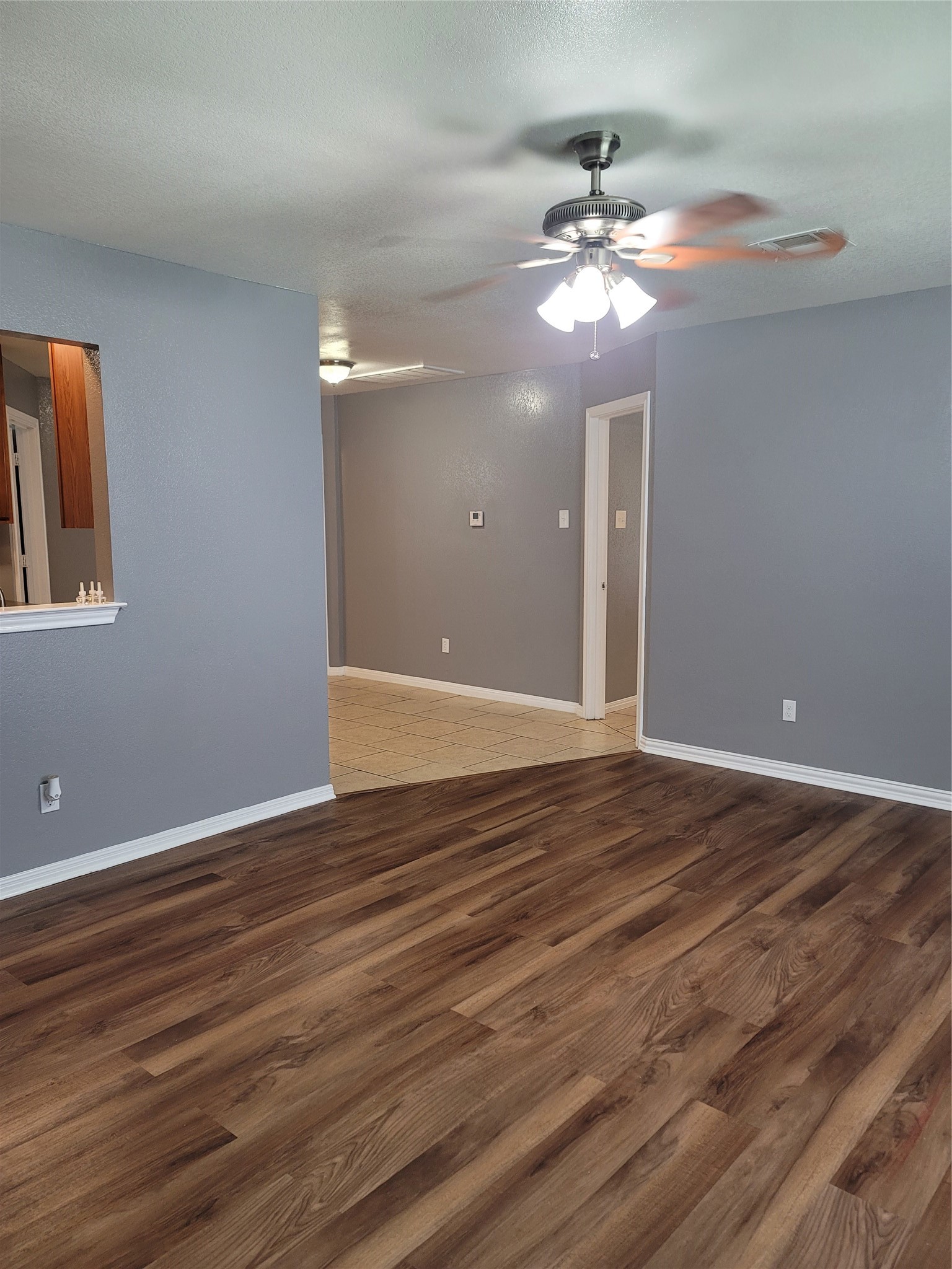 235-237 E Craven Avenue Lacy Lakeview TX 76705