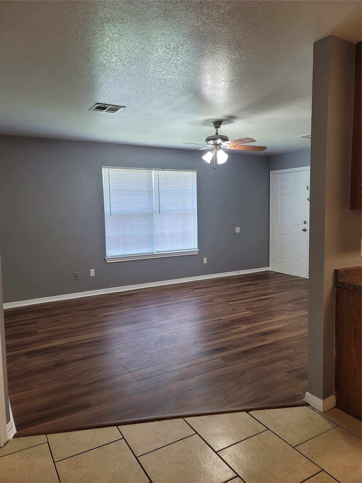 235-237 E Craven Avenue Lacy Lakeview TX 76705