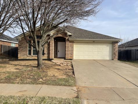 1304 Meadowbrook Lane Crowley TX 76036