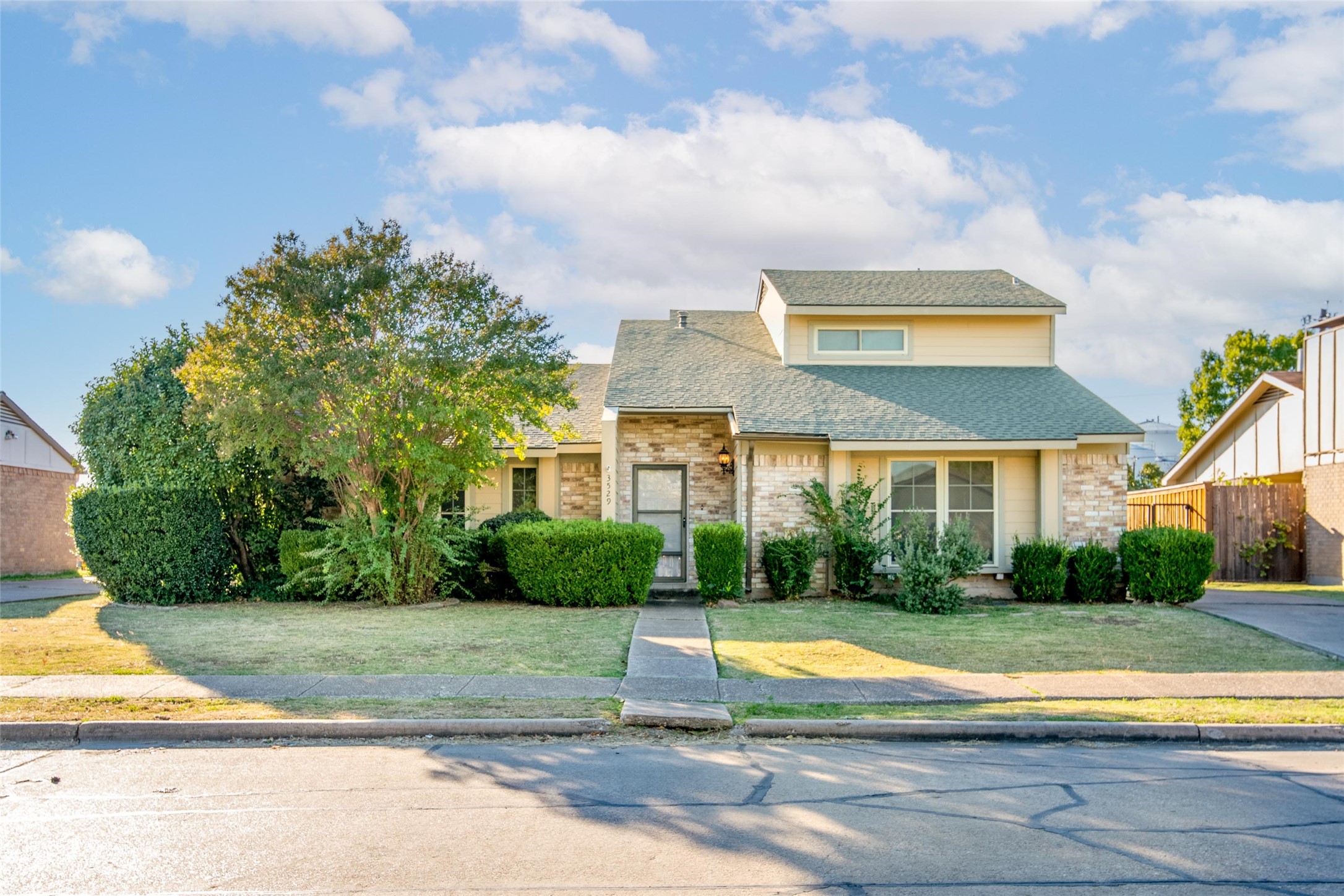 3529 Manchester Drive Garland TX 75041