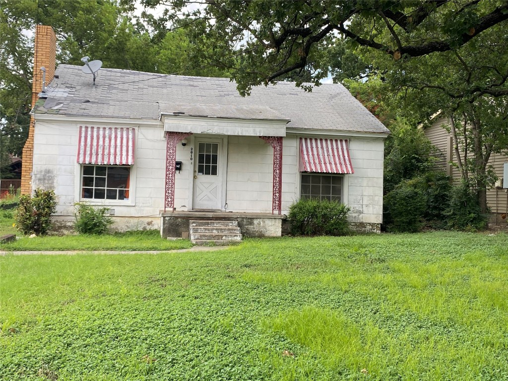 2010 W Hickory Street Denton TX 76201